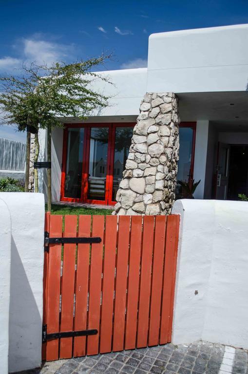 Ah! Guest House ปาเตอร์นอสเตอร์ ภายนอก รูปภาพ